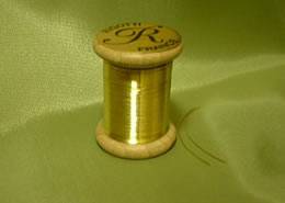 真鍮のワイヤーメッシュに織るための真鍮のワイヤー